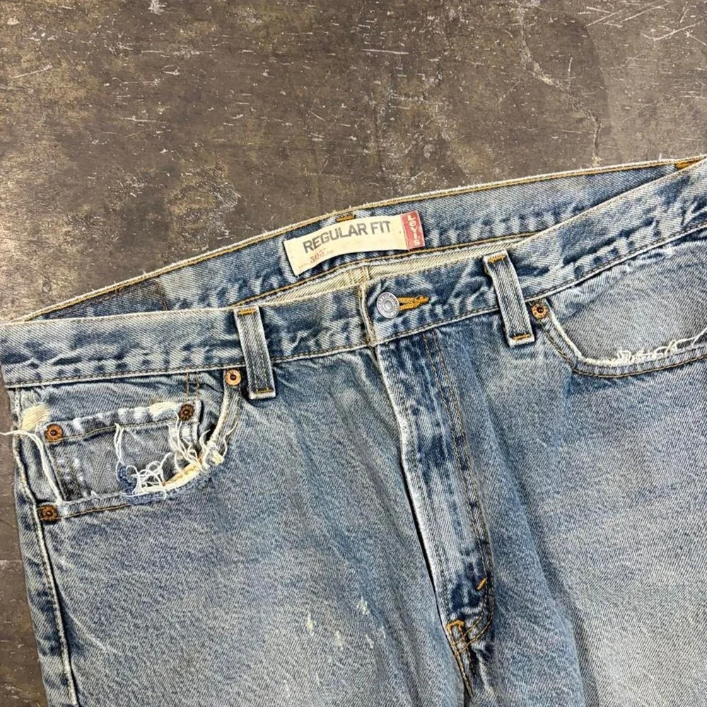 Vintage Levis 505 Regular Fit Jeans 36x34 Faded Blue Denim 90s Skater Grunge
